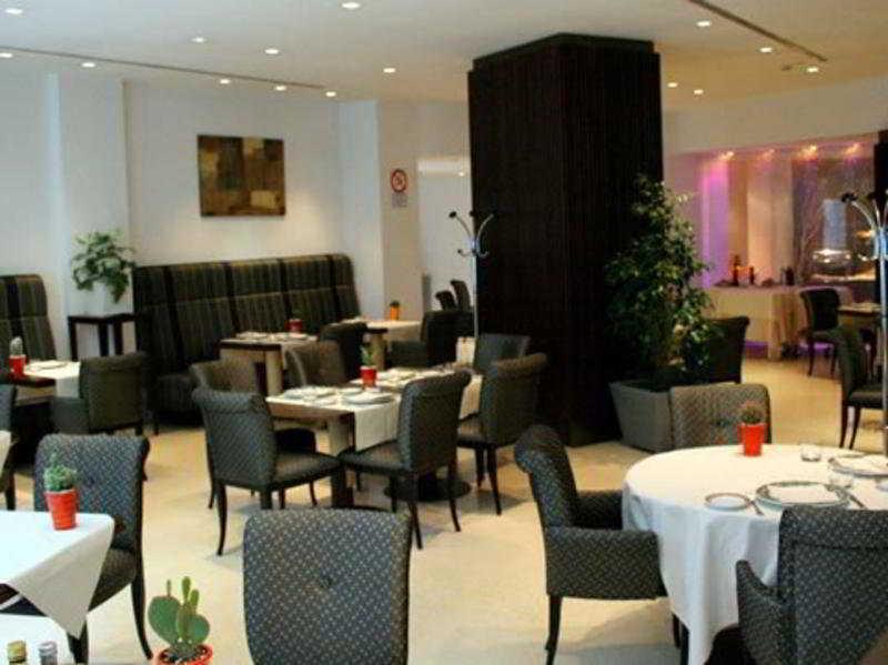 Hôtel Nh Bergame Restaurant photo